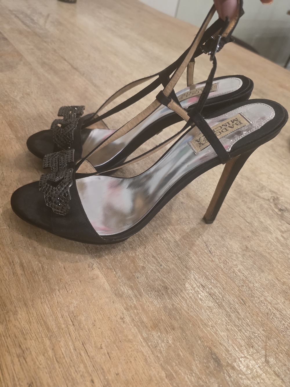 Badgley Mischka Black Beaded Bow T-Strap Stiletto Sandals
